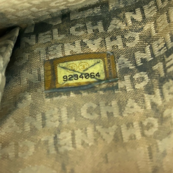 CHANEL 🌹SOLD🌹 - Picture 4 of 17